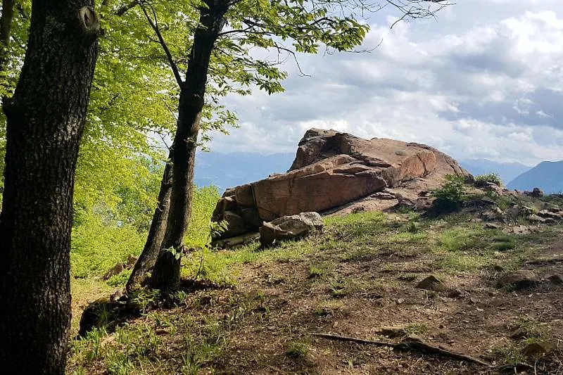 Villa Paradiso Cuasso Al Monte Italy